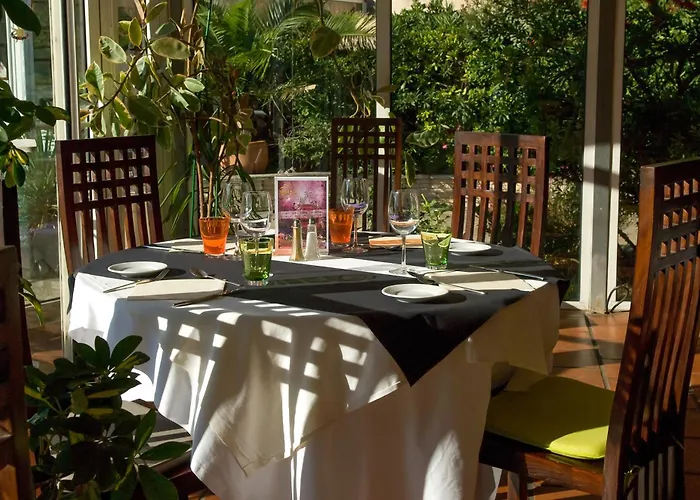 Hotel Le Phoebus Garden & Spa