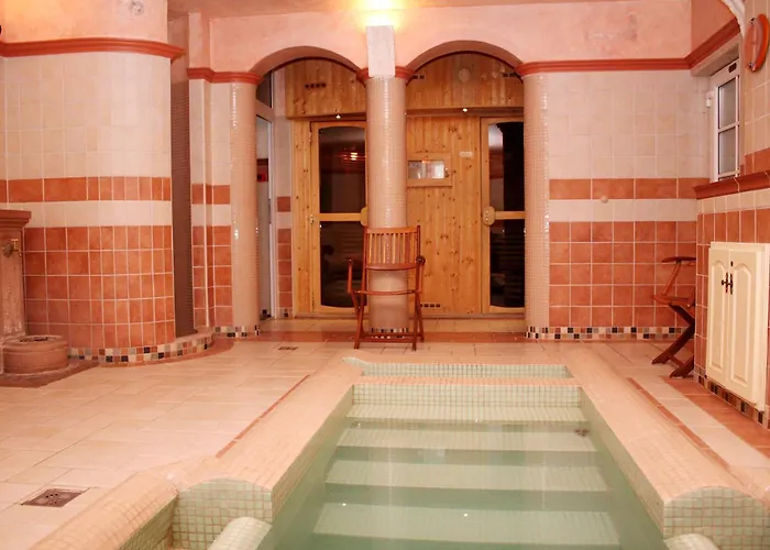 Levay Villa Hotel