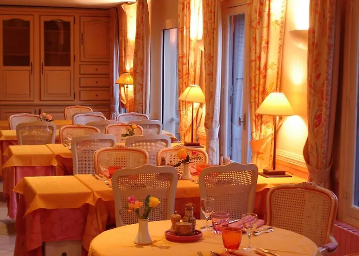 Hotel Mireille