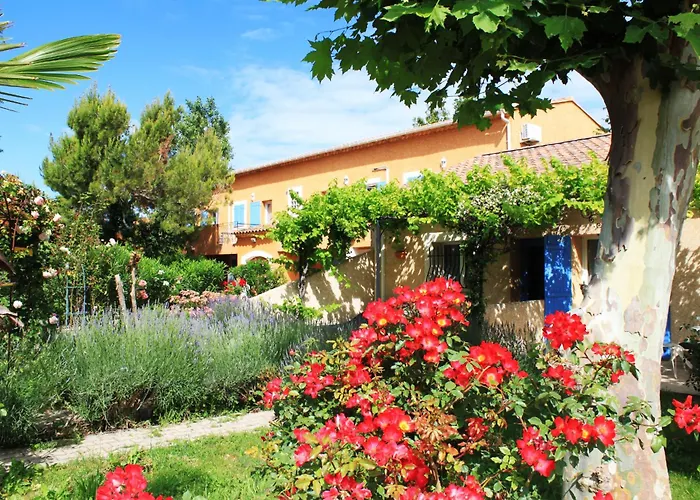 Appart'Hotel Festival Sud Aqua - Avignon Tgv