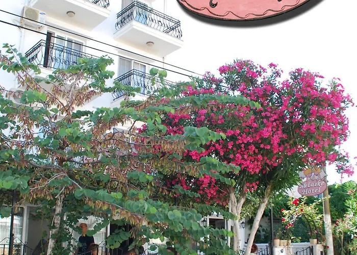 Melaike Hotel