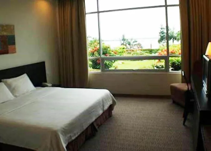 Straits View Hotel JB