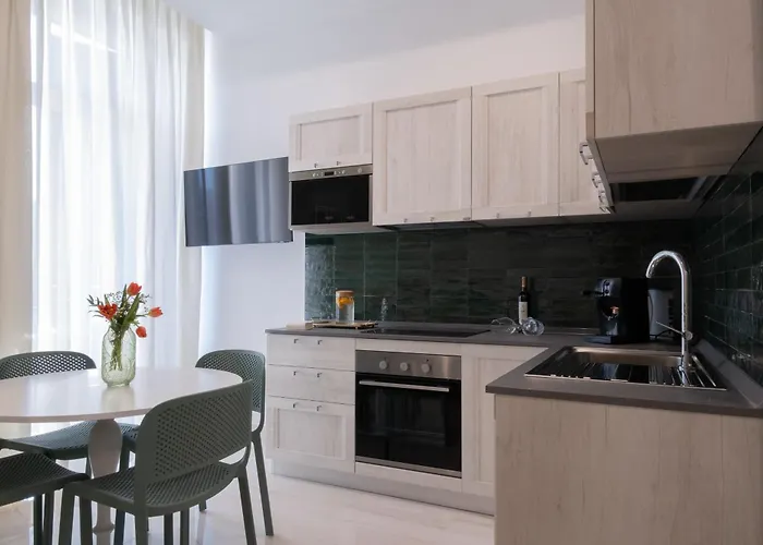 Palazzo Adele Rooms & Apartments