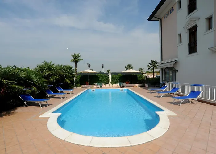 Hotel Master
