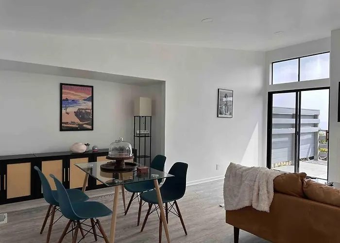 30 Pct Off!! Limited Time! Malibu Ocean Wave With King Bed, Walking To Beach And Hiking