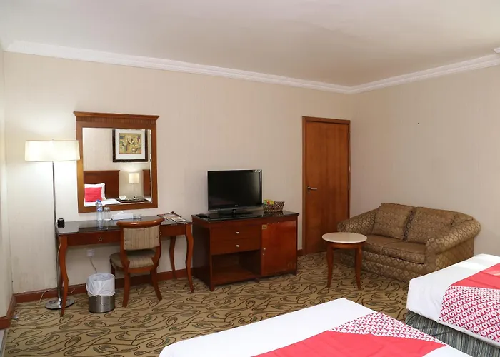 City Plaza Hotel