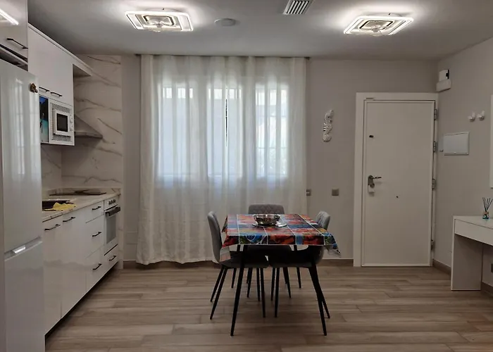 Sal y Mar Apartment - Playa de Almeria - Centro de Almeria