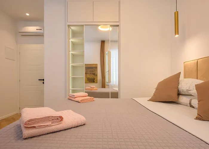 Jupiter Luxury Accommodation