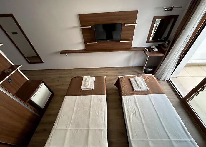 Gulluk Life Hotel