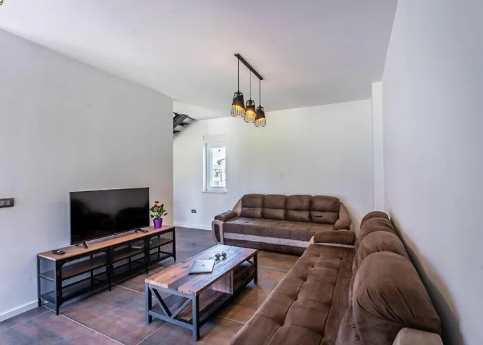 Nonna Novigrad Comfortable Holiday Residence