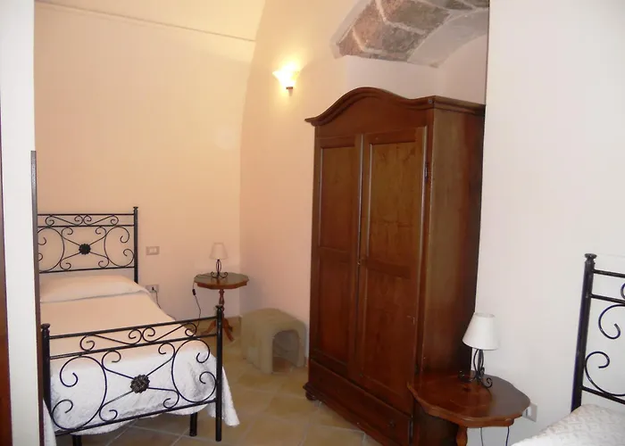 B&B Macrina