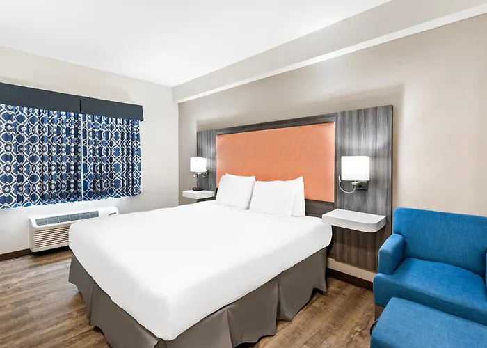 The Waves Hotel, An Ascend Collection Hotel