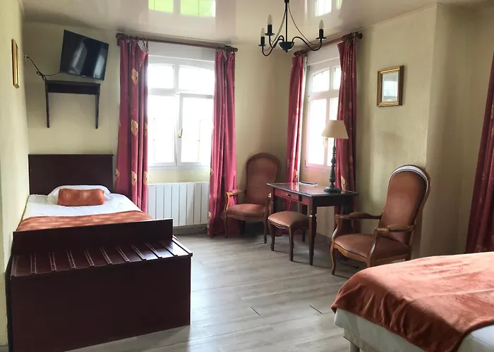 Logis Hotel & Restaurant - Le Chateau Des Tourelles 3 Etoiles