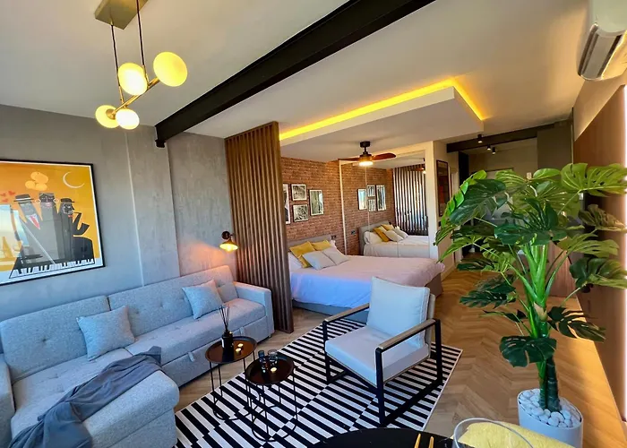 Loft de diseño recién reformado con vistas y ubicación excelente