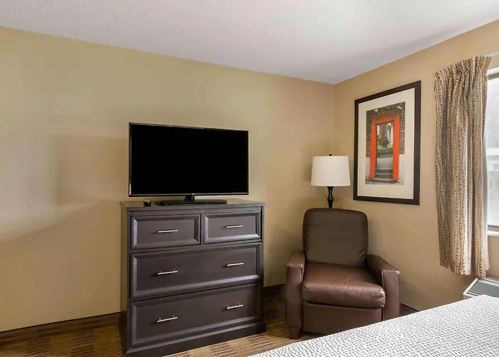 Extended Stay America Select Suites - Atlanta - Kennesaw Chastain Rd