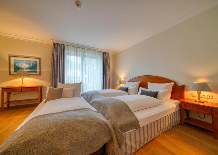 Parkhotel Am Glienberg By Fairway Hotels, Hotel Mit Pool Und Sauna