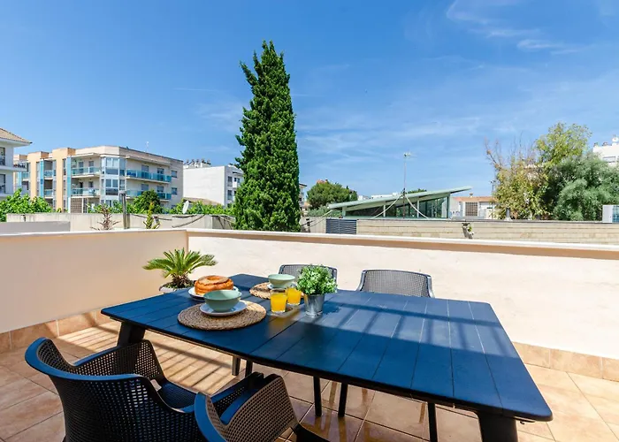 Port Apartments