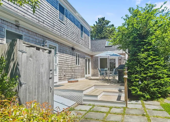Sandy Spot: Walk To Beach, Sleeps 10