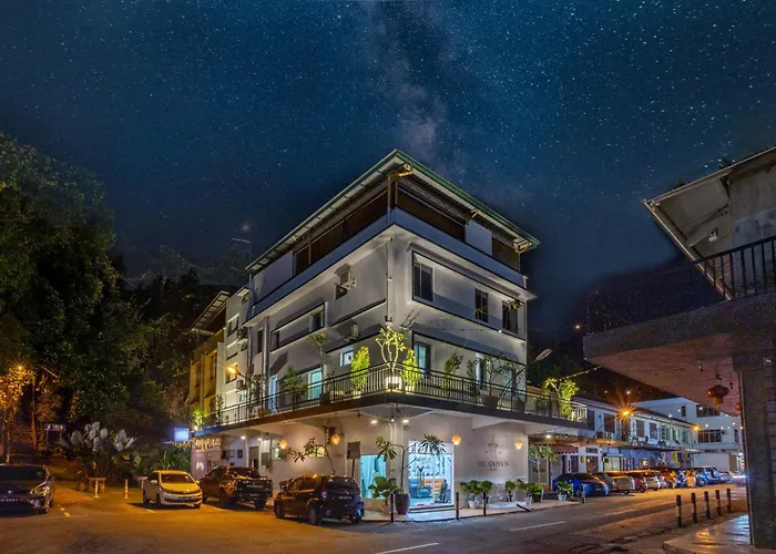 Nunuk Ragang Hotel