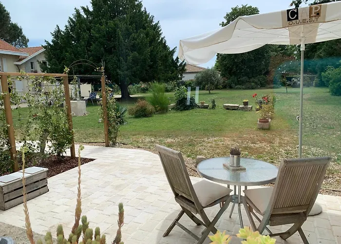 Suite privative Abella - Aile de maison bourgeoise
