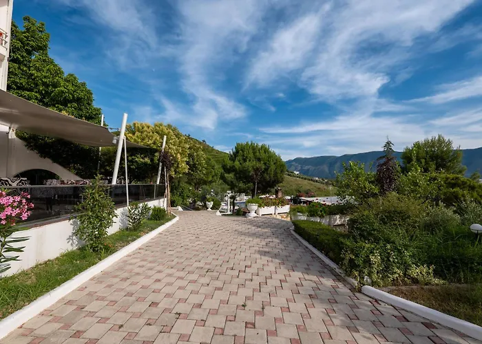 Edva Resort