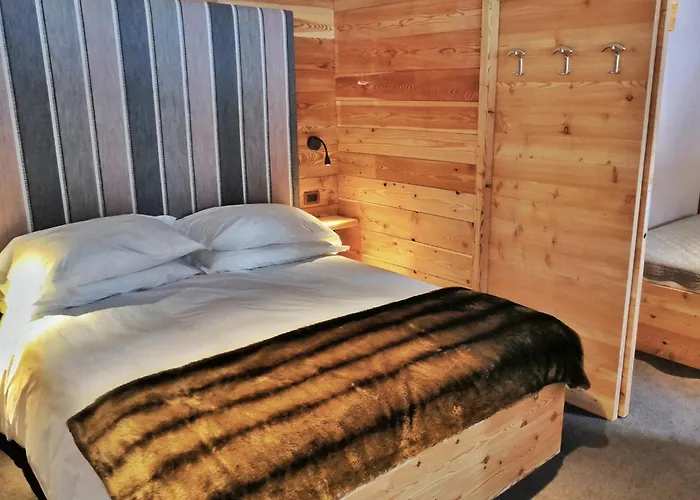 Orso Bianco Hotel & Chalet