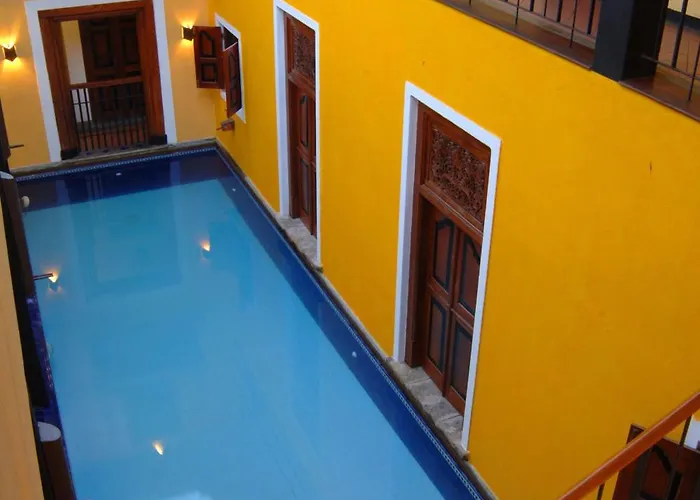 Villa Capers