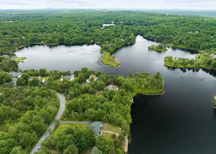 Cozy Cottage In The Heart Of Pocono
