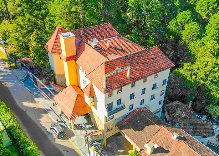 Hotel Ninho Do Falcao