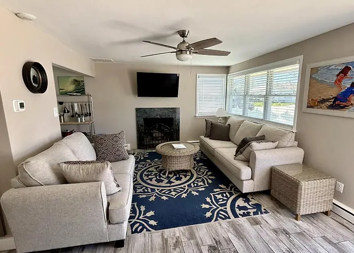 33Rd St Unit A 2Br Beach Home Hideaway Parking