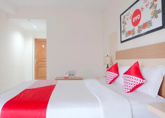 Oyo 696 Hasanah Guest House Syariah De Saphire