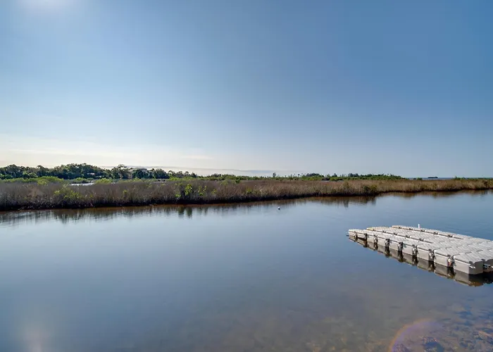 Luxe Spring Hill Home W/ Patio & Dock!