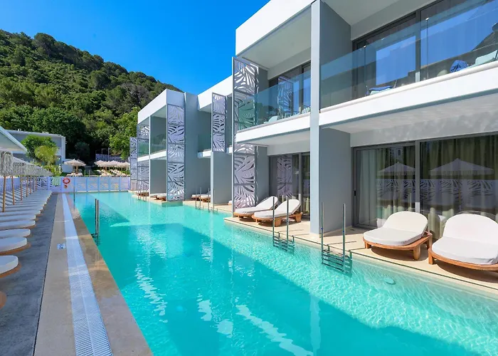Oceanis Park Hotel