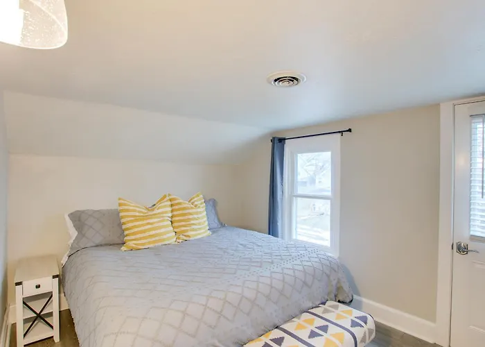 Coastal Comfort & Golfers' Paradise In Sheboygan!