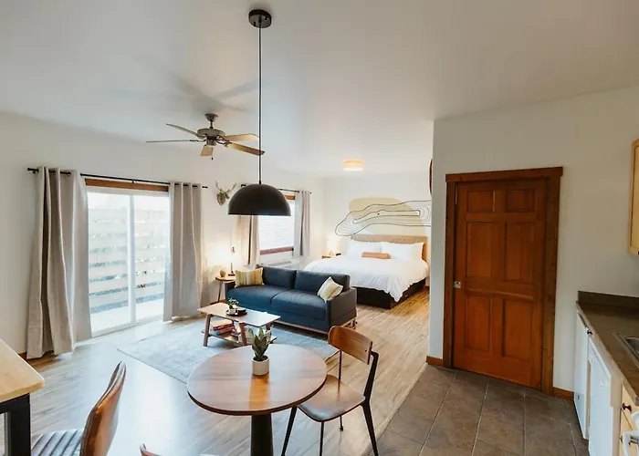 Mt Jackson Suite Boutique Hotel Hospitality