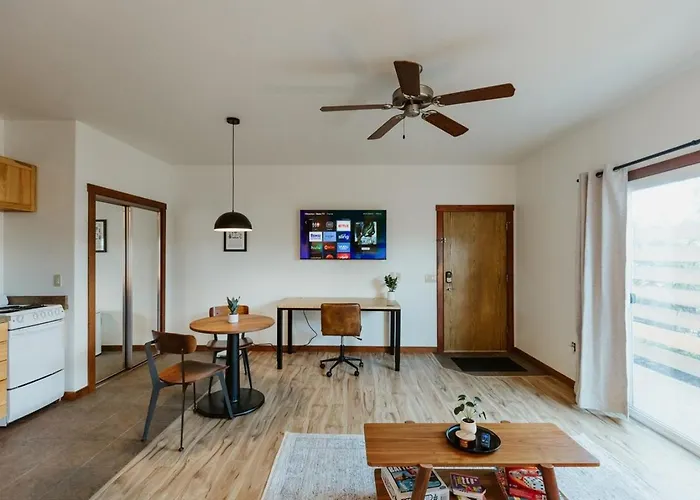 Mt Jackson Suite Boutique Hotel Hospitality