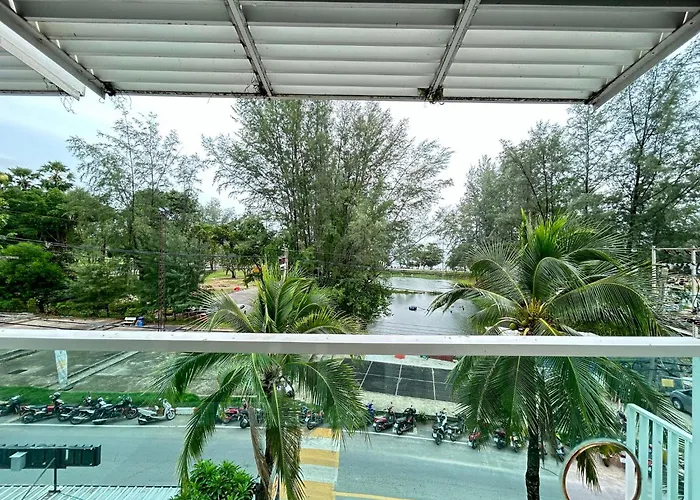 Benyada Lodge - Surin Beach