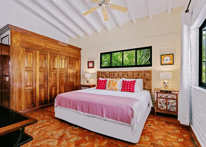 Villa Lola - Adults Only