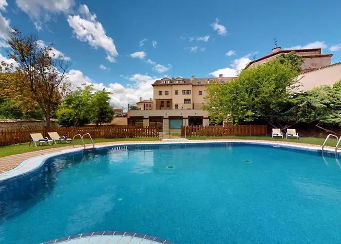 Azz Penafiel Las Claras Hotel & Spa