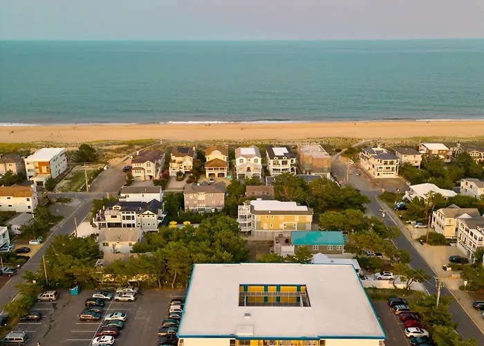 Seaside Inn & Suites
