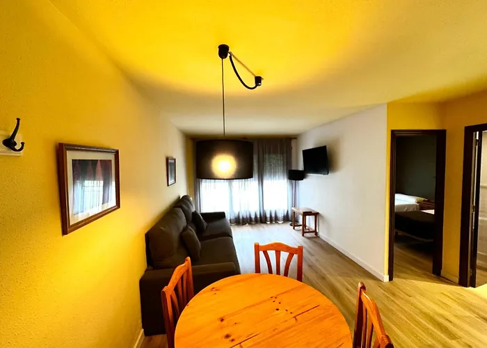 Apartamentos Turisticos Poblado Arinsal