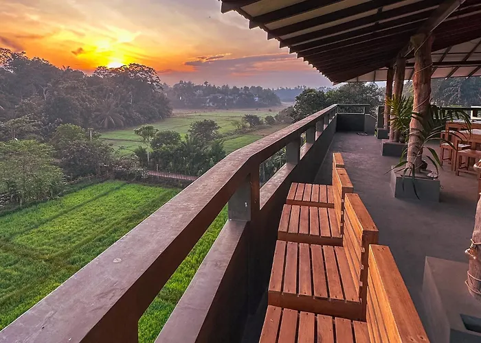 Ceylon'S House