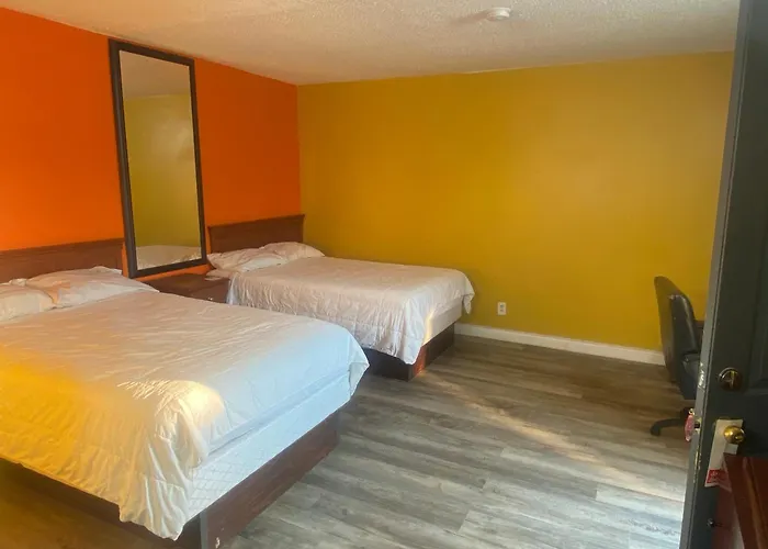 Central Inn By Hotel O Ky