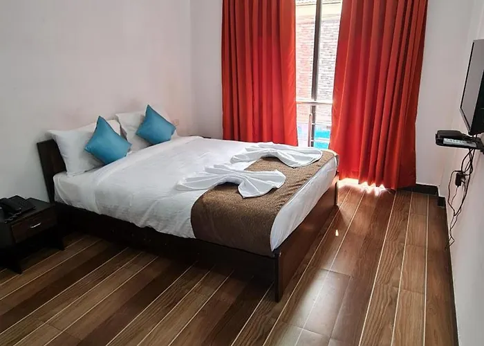 Hotel Bellagio Baga Llp