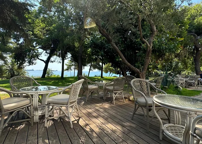 King Saron Hotel Resort