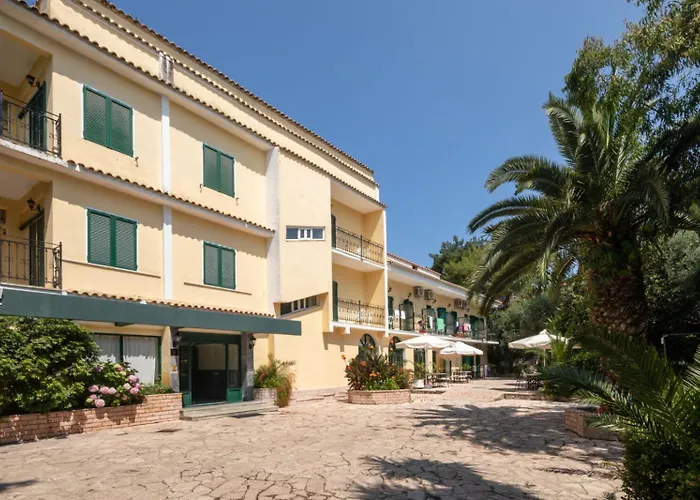 Hotel Galaxias