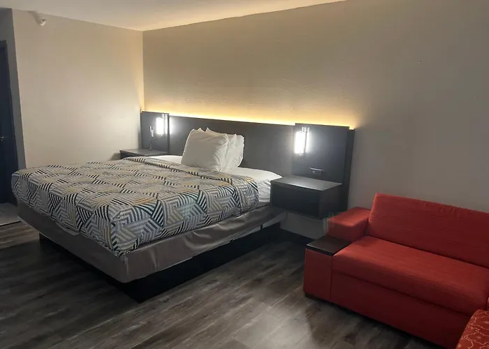Economy Suites - Tulsa Airport