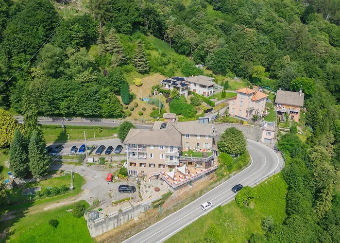 Pet Friendly Hotel Mirabeau