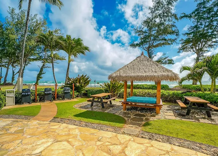 Islander On The Beach 304