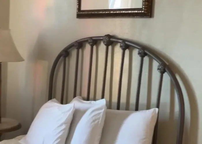 Historic Palace Hotel